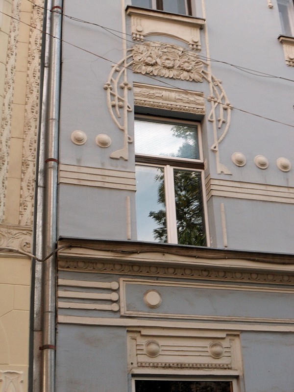 NEXT IMAGE