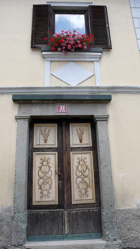 NEXT IMAGE